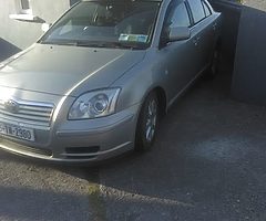 06/11 Opel zafira/ avensis breaking