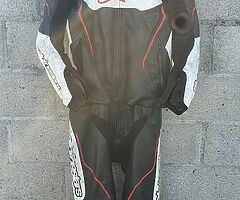 Race suits / protective gear