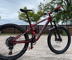 Trek Remedy 7 2021 edition Moutain Bike. Medium frame, incredible spec bike!