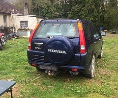 Honda CR-V for parts - Image 3/5