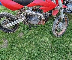 2 bikes..both 125cc