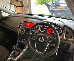 2013 Vauxhall Astra - Image 8/10