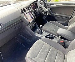 2018 Volkswagen Tiguan R line model All space 7 seater manual transmission - Image 7/10