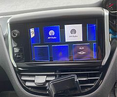 2013 Peugeot 208 - Image 7/10