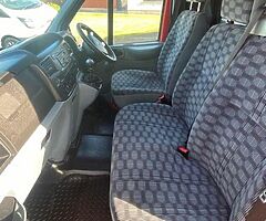 2010 Ford Transit - Image 5/10