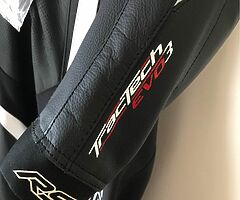 RST Tractech EVO3 leathers