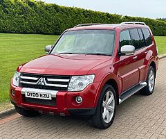 2009 Mitsubishi Shogun