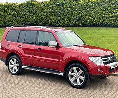 2009 Mitsubishi Shogun - Image 9/10