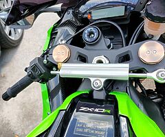 2011 Kawasaki ZX10r - Image 6/10