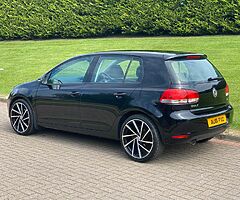2011 Volkswagen Golf - Image 6/10