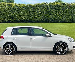 2012 Volkswagen Golf - Image 9/10