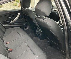 2017 BMW Series 3 - Image 5/7