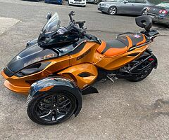 Bombardier Can-am Spyder RSS 2012