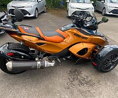 Bombardier Can-am Spyder RSS 2012 - Image 4/5