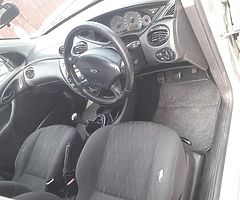 Ford focus 1.6 petrol - Image 6/10