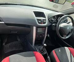 Peugeot 207 2012 - Image 5/7