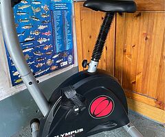 Exercise bike - Image 4/4