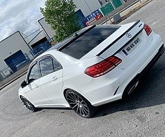 E220 AMG Line Night Edition