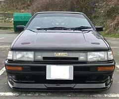 Huge Spec Toyota Corolla GT Coupe Twincam AE86