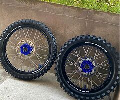 Motocross wheels