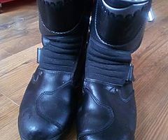 Botts for sale - Image 4/4