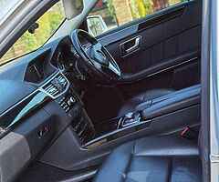 2013 Mercedes-Benz E-Class - Image 4/10