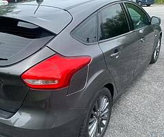 172 Ford Focus 1.5tdci st line nav - Image 4/10