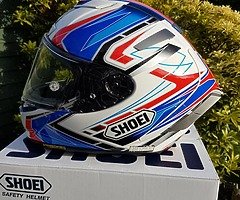 Shoei x spirit 3 excellent condition,  size M
