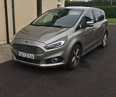 Ford s /max titanium 2.0 AWD