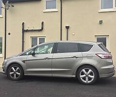 Ford s /max titanium 2.0 AWD
