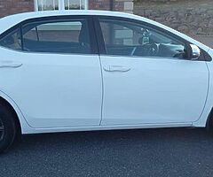 152 Toyota Corolla - Image 4/8