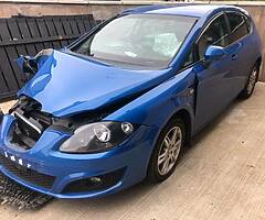 2011 seat Leon 1.6tdi 105bhp BREAKING FOR PARTS
