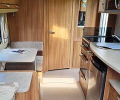 IMMACULATE SWIFT 4 BERTH CARAVAN - Image 3/9