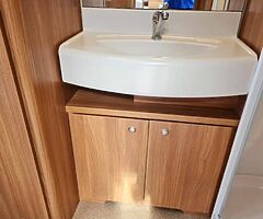 IMMACULATE SWIFT 4 BERTH CARAVAN - Image 6/9
