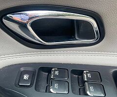 Kia Ceed - Image 7/10