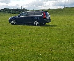 Hii everyone !, I am selling a volvo v70 2.0 diesel D4 automatic full history