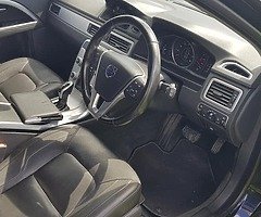 Hii everyone !, I am selling a volvo v70 2.0 diesel D4 automatic full history - Image 8/10