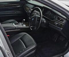 W 7 Series f01 - Image 10/10