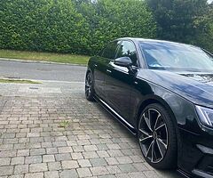 Audi A4 TDI 2.0 S-Line (dynamic indicators) - Image 7/7