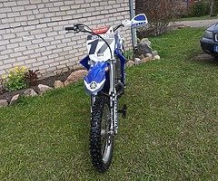 Yamaha yz 250 - Image 8/8