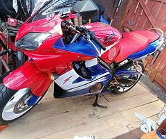 2002 Honda CBR - Image 7/10