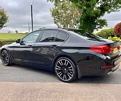 2017 BMW Series 5