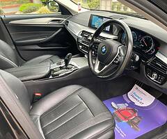 2017 BMW Series 5 - Image 7/10