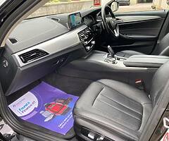 2017 BMW Series 5 - Image 9/10