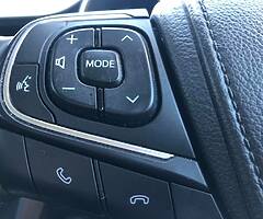 2015 152 Toyota Avensis Business Edition - Image 10/10