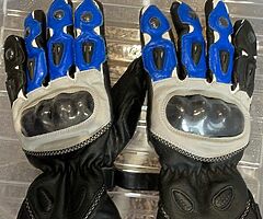 Motorbike gloves