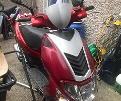 Kymco super moped 03 running  well log book also