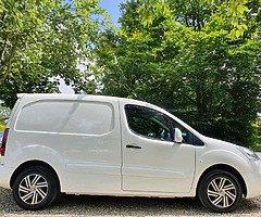 2017'PEUGEOT PARTNER - 3 SEATER