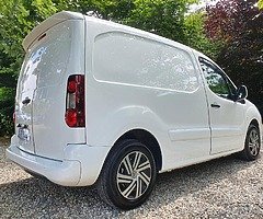 2017'PEUGEOT PARTNER - 3 SEATER - Image 3/10