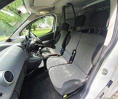 2017'PEUGEOT PARTNER - 3 SEATER - Image 7/10